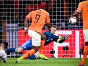 Zeigt beim 3:2-Sieg gegen die Niederlande eine starke Leistung: Deutschlands Stammgoalie Manuel Neuer (Bild: KEYSTONE/EPA/SASCHA STEINBACH)