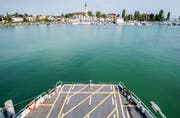 Die Hafenstadt hat nichts von ihrer Anziehungskraft verloren: Blick von der Fahre Euregia auf den Hafen.(Bild:Reto Martin)