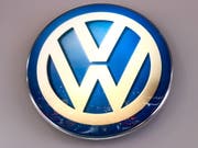 VW fährt mit Amazon in die Datenwolke: Beide Konzerne haben eine Entwicklungskooperation für den Aufbau einer Industriecloud vereinbart. (Bild: KEYSTONE/EPA/STEPHANIE LECOCQ)