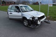 Die verletzte 49-Jährige begab sich nach dem Unfall in Sevelen in Arztkontrolle. (Bild: Kapo)