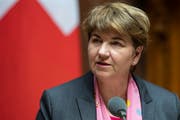 Die neue Verteidigungsministerin Viola Amherd: Sie legt nun einen Zacken, um im VBS einen Kulturwandel herbeizuführen. (KEYSTONE/Peter Schneider)