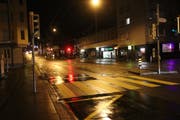 Die Zürcher Strasse in der Lachen soll umgestaltet werden. (Bild: Reto Voneschen - 30. Dezember 2017)