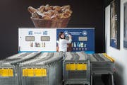 Aldi Suisse stellt die Sammlung von Getränkekartons wieder ein. Bild: Michel Canonica