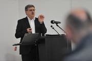 Eduard Gnesa referierte in Altdorf an einem Info-Anlass zur Integration von Flüchtlingen auf dem Arbeitsmarkt. (Bild: urs hanhart, Altdorf, 27. März 2019)