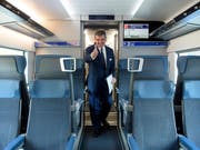Der Börsengang der Stadler Rail soll noch vor Ostern erfolgen: Firmenpatron Peter Spuhler (Archivbild). (Bild: KEYSTONE/GIAN EHRENZELLER)