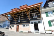 Aussenansicht der Liegenschaft an der Bachstrasse. (Bild: Donato Caspari)