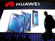 Huawei hat im vergangenen Jahr trotz Spionagevorwürfen dank der grossen Nachfrage nach den Smartphones den Gewinn kräftig gesteigert. (Bild: KEYSTONE/EPA EFE/ENRIC FONTCUBERTA)