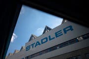 Stadler mit Hauptsitz in Bussnang hat den Börsengang eingeläutet. (Bild: Gian Ehrenzeller/Keystone (19. März 2019))