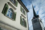 Kirchtürme richten sich nach einer Funkfrequenz aus Frankfurt – hier Teufen. (Bild:Ralph Ribi)