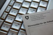 Der Kanton Thurgau setzt E-Voting vorerst aus. (KEYSTONE/Alessandro Della Bella)