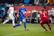 Shkelqim Demhasaj, Stürmer, Note 3Er wird in er 58. Minute eingewechselt, ausser mit einem Kopfball (67.) bringt er aber auch keine Torgefahr auf den Platz. (Bild: Philipp Schmidli, 30. März 2019)