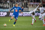 Lucas Alves, Innenverteidiger, Note 4Mit Kopfbällen kann der Brasilianer oft klären. Eine streng geahndete Intervention von ihm führt zum Basler Freistoss-Siegtreffer. (Bild: KEYSTONE/Urs Flüeler, 30. März 2019)