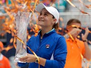 Ashleigh Barty feiert in Miami den grössten Triumph in ihrer Karriere (Bild: KEYSTONE/AP/LYNNE SLADKY)