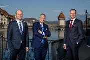 Die gewählten Regierungsräte Fabian Peter (FDP), Guido Graf (CVP) und Reto Wyss (CVP). (Bild: Philipp Schmidli)