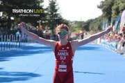 Die sichtbar glückliche Jolanda Annen in Neuseeland. (Bild: Jo Caird | ITU Media)