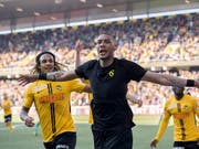YB-Matchwinner Guillaume Hoarau nach dem 3:2-Siegestreffer in der 90. Minute (Bild: KEYSTONE/ANTHONY ANEX)