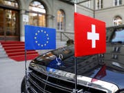 Laut einer Meldung der «NZZ am Sonntag» würden derzeit rund 60 Prozent der Bevölkerung das institutionelle Rahmenabkommen mit der EU befürworten. (Bild: KEYSTONE/PETER KLAUNZER)