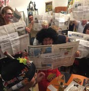 Die «La Verità»-Gäste am Dienstagabend bei der Verabschiedung der Lästerzungen. (Bild: PD/Astrid Kuhn - 5. März 2019)