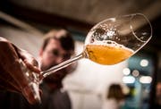Das Thurgauer Pale Ale der Barfuss Brauerei mit einem intensiven Beeren-Geschmack. (Bild: Andrea Stalder)