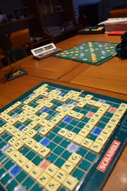 Etwa 20 Scrabble-Spiele hat Blanca Gröbli bei sich zu Hause.