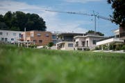 Eine Einfamilienhaussiedlung in Nottwil. (Bild: Corinne Glanzmann, 29. Juli 2017)