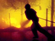 Bei einem Waldbrand im Südwesten Chinas sind alle 30 Mitglieder eines Feuerwehrteams ums Leben gekommen. (Bild: KEYSTONE/EPA/PAULO NOVAIS)