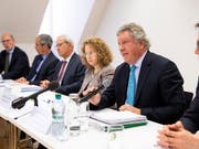 Die IWF-Delegation erläutert ihre Erkenntnisse zur Schweiz. Risiken sieht sie vor allem im Immobilienmarkt. (Bild: KEYSTONE/PETER KLAUNZER)