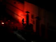 Die Regierung in Venezuela hat aufgrund der ständigen Stromausfälle im ganzen Land am Sonntag kürzere Arbeitszeiten angeordnet. (Bild: KEYSTONE/EPA EFE/MIGUEL GUTIERREZ)