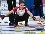 Skip Peter De Cruz dirigiert sein Team im Match gegen Russland (Bild: KEYSTONE/AP The Canadian Press/PAUL CHIASSON)
