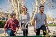 Die jüngsten Luzerner Kantonsräte: Jonas Heeb (links, 21), Judith Schmutz (22) und Samuel Zbinden (20). (Bild: Nadia Schärli (Luzern, 1. April 2019))