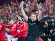 Nationaltrainer Michael Suter hatte allen Grund zur Freude (Bild: KEYSTONE/URS FLUEELER)