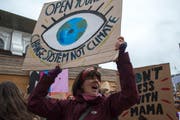 Demonstration gegen den Klimawandel in der Stadt Luzern. (Bild: Dominik Wunderli, Luzern, 15. März 2019)