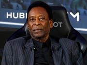Pelé muss sich einem Eingriff unterziehen (Bild: KEYSTONE/EPA/IAN LANGSDON)