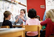 Kindergärtnerin ist für sie noch immer der schönste aller Berufe: Barbara Kurth, Präsidentin des Lehrervereins. (Bild: Stefan Kaiser (Zug, 9. April 2019))