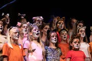 Die Farfallina-Singers bei einem Auftritt. (Bild: PD)