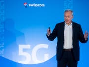 Swisscom CEO Urs Schaeppi spricht an einer Medienkonferenz über die Anwendungen von 5G. (Bild: KEYSTONE/ENNIO LEANZA)