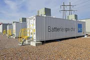 Der Gross-Batteriespeicher in Volketswil liefert 18 Megawatt Maximalleistung. (Bild: PD)