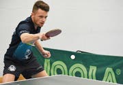 Der 22-jährige Elia Schmid strebt mit dem Tischtennisclub Wil den vierten Meistertitel in Serie an. (Bild: David Metzger)
