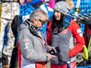 Hans Pum (links) hört im Sommer nach über 40 Jahren im österreichischen Ski-Verband auf (Bild: KEYSTONE/EPA/CHRISTIAN BRUNA)