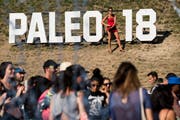 Am Peléo gibt es noch ein bisschen Hippie-Feeling. (Bild: Keystone/Jean-Christophe Bott)