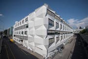 Mit dem Bildungsindikatorensystem wurde auch die Universität Luzern unter die Lupe genommen. (Bild: Urs Flüeler/Keystone, Luzern, 22. August 2018)