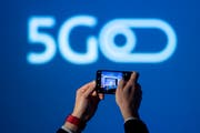 Die neue Mobilfunkgeneration 5G soll die Schweiz bald erobern. (KEYSTONE/Ennio Leanza)