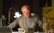 Martin Walser liest im Keller von Schlösschen Breitenstein. (Bild: Judith Schuck)
