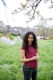 Die Schauspielerin Leslie Kunz kommt ursprünglich aus Zug, lebt nun aber in London.(Bild: Maria Schmid, Zug, 12. April 2019)