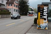 Dieses Display vor dem historischen Museum in Altdorf zeigt Lenkern ihre Lautstärke an. (Bild: Florian Arnold, 12. April 2019)
