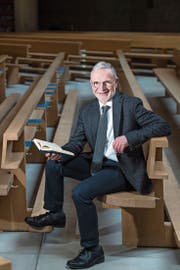 Andreas Pfister in der Pfarrkirche seines aktuellen Wirkungsorts Kägiswil. (Bild: Eveline Beerkircher (10. April 2019))