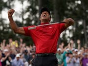 Der Schrei des grossen Siegers: Tiger Woods (Bild: KEYSTONE/AP/DAVID J. PHILLIP)