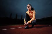Myriam Keiser trainiert mitunter auf der Bahn im Sportpark Rotkreuz. (Bild: Stefan Kaiser, 11. April 2019)