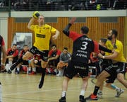 Der 39-jährige Marius Kasmauskas, hier im Hinspiel gegen Emmen, beendet seine Karriere. Bild: Urs Hanhart (Altdorf, 1. Dezember 2018)
