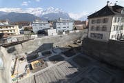 Auf dem Altdorfer Gemeindehausplatz wurde rund 8 Meter in die Tiefe gegraben. (Bild: Florian Arnold, 15. April 2019)